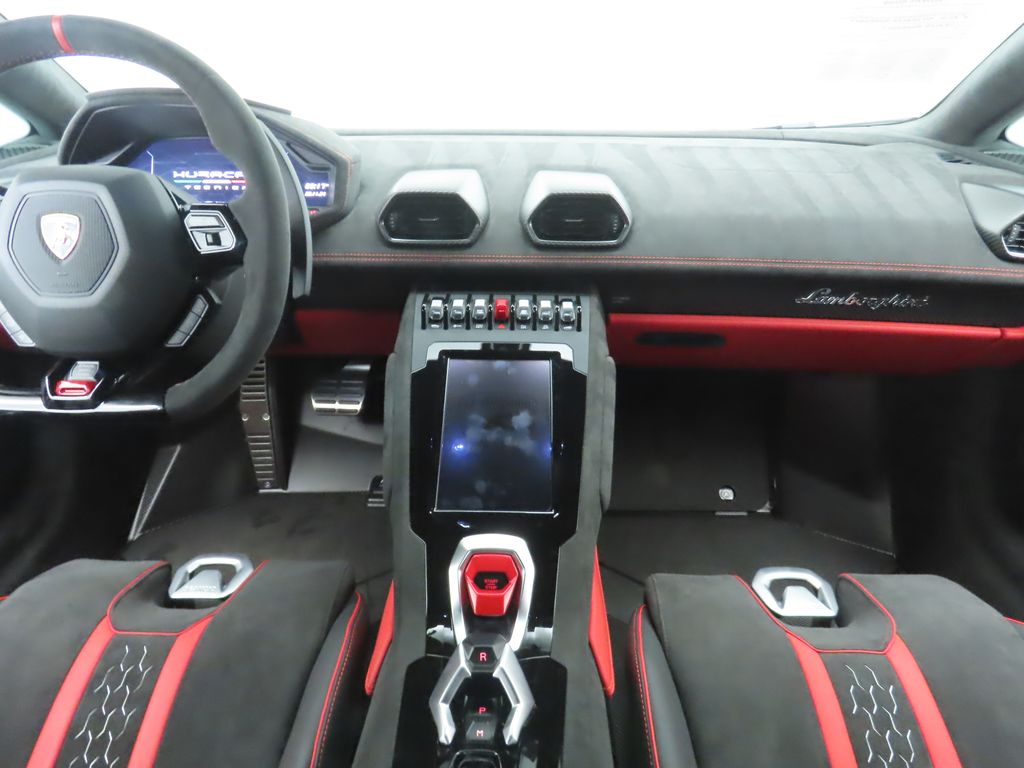 2023 Lamborghini Huracan Tecnica