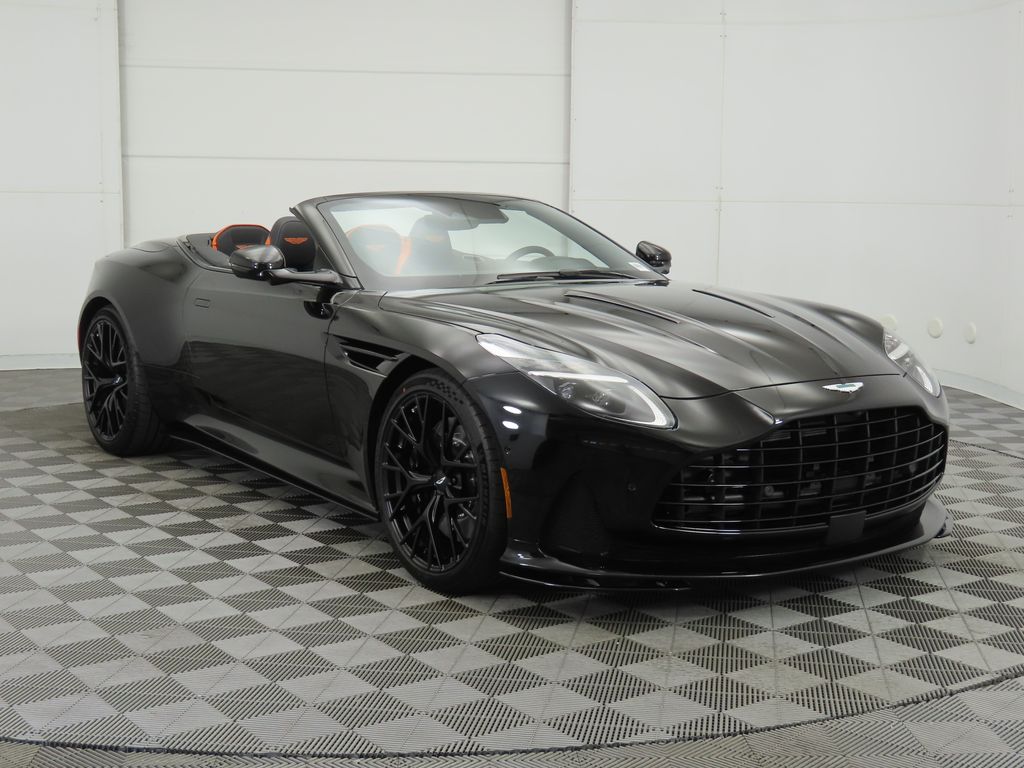 2025 Aston Martin DB12