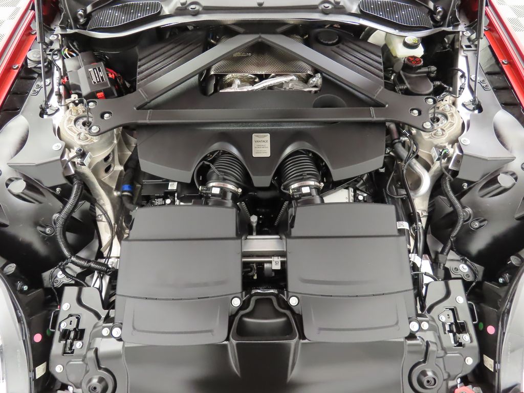 2025 Aston Martin Vantage Base V8 Coupe