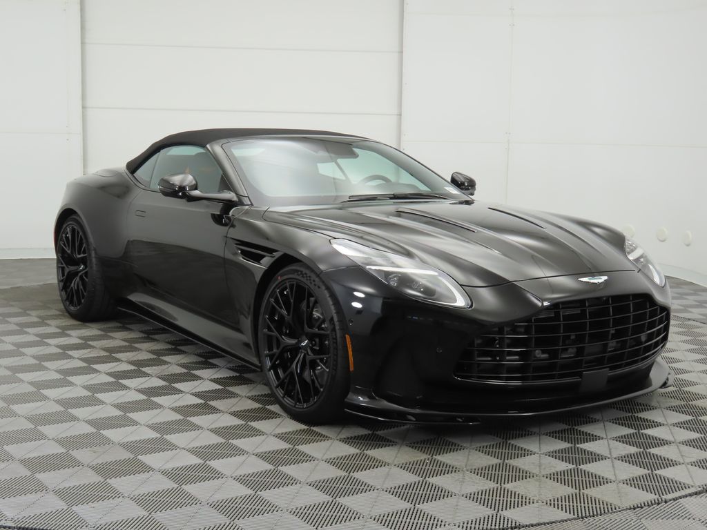 2025 Aston Martin DB12