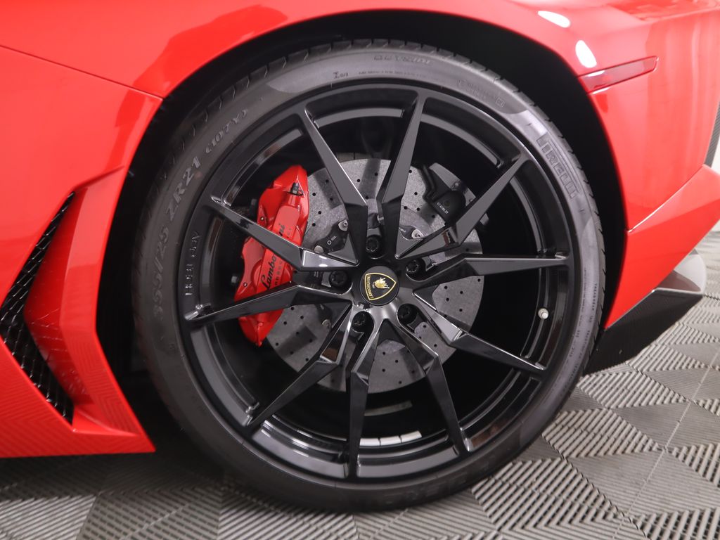 2014 Lamborghini Aventador