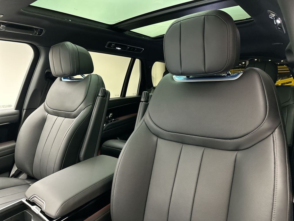 2025 Land Rover Range Rover