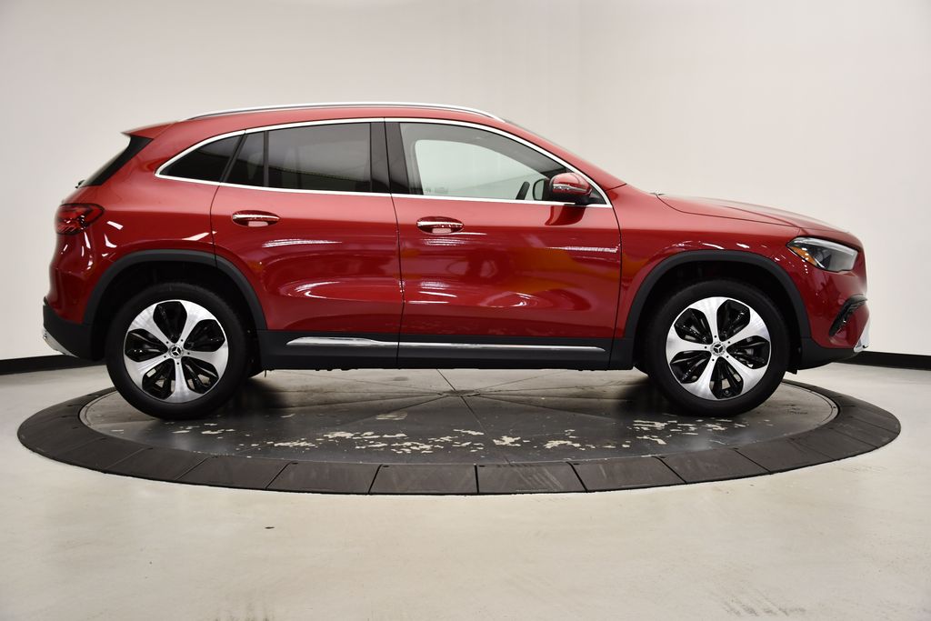 2025 Mercedes-Benz GLA