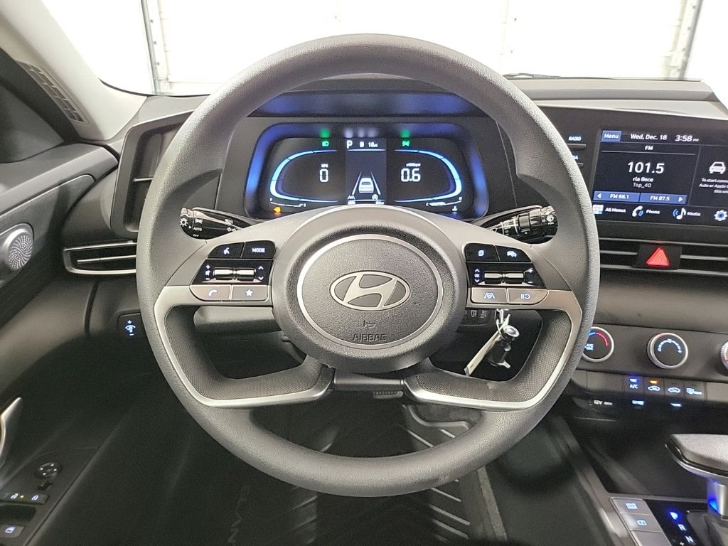2025 Hyundai Elantra
