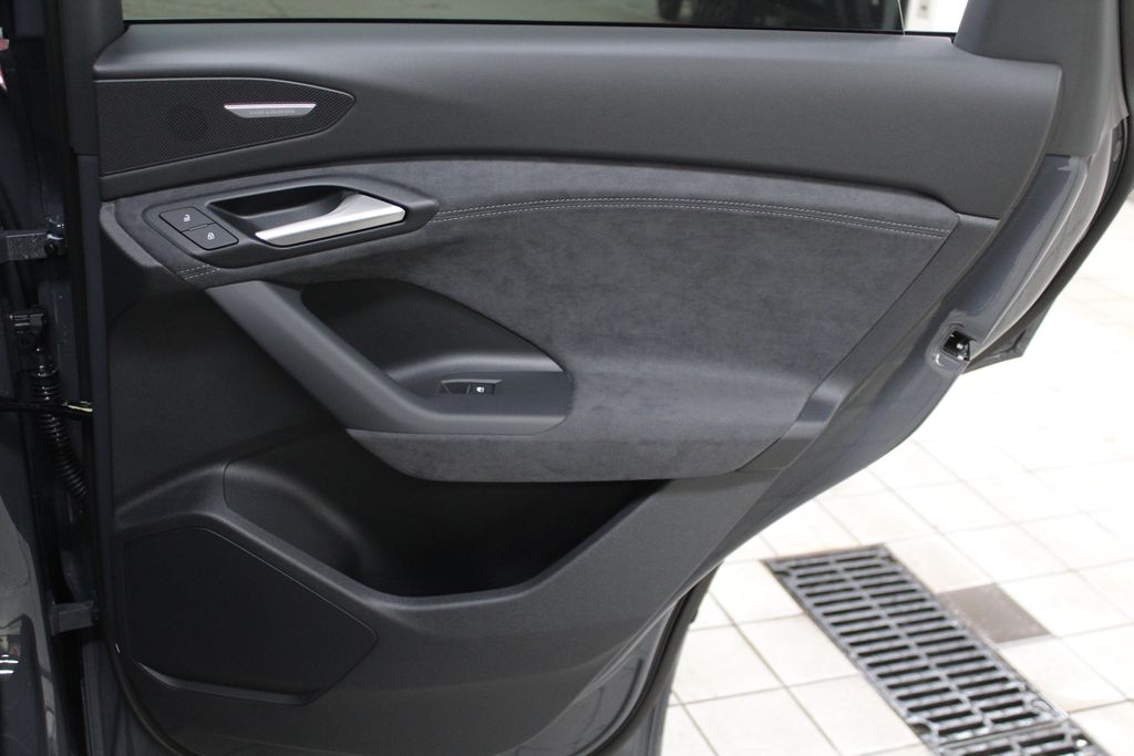 2025 Audi e-tron Premium Electric Motor