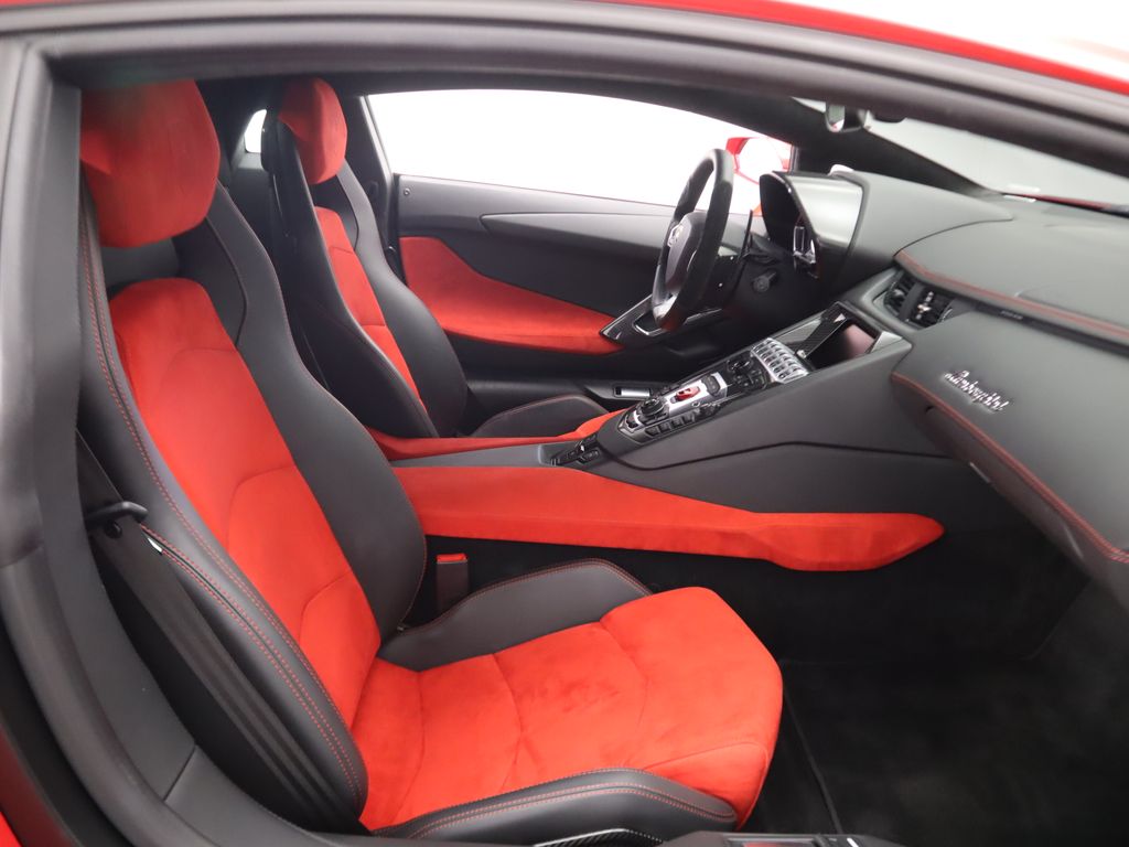 2014 Lamborghini Aventador