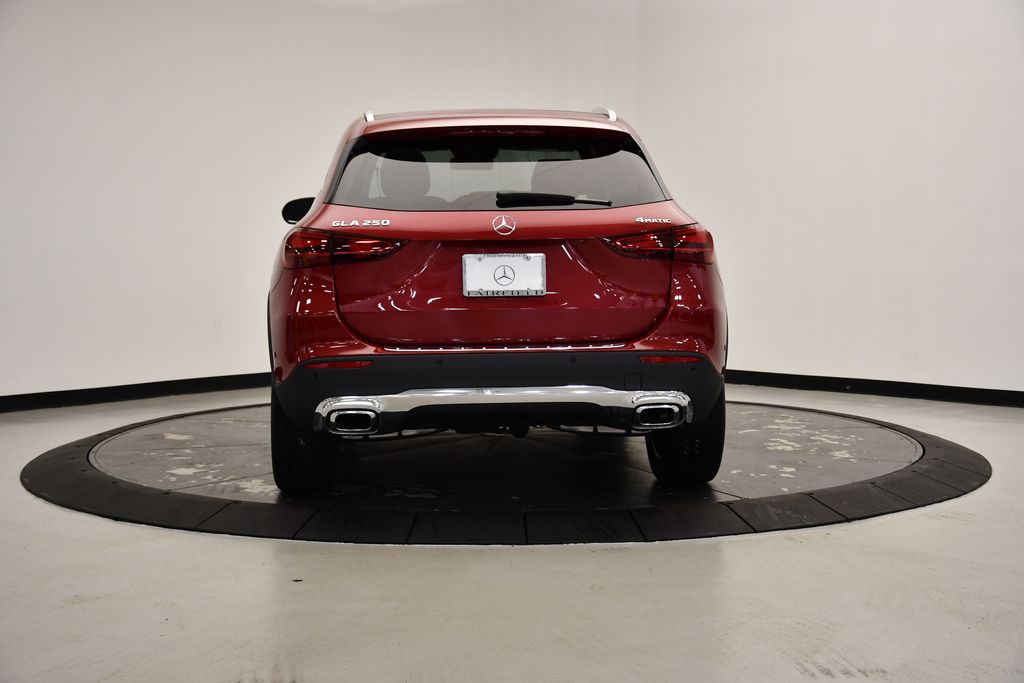 2025 Mercedes-Benz GLA