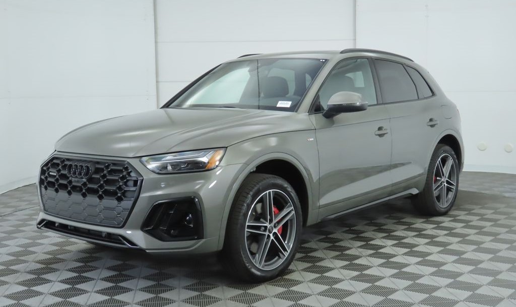 2025 Audi Q5 S Line