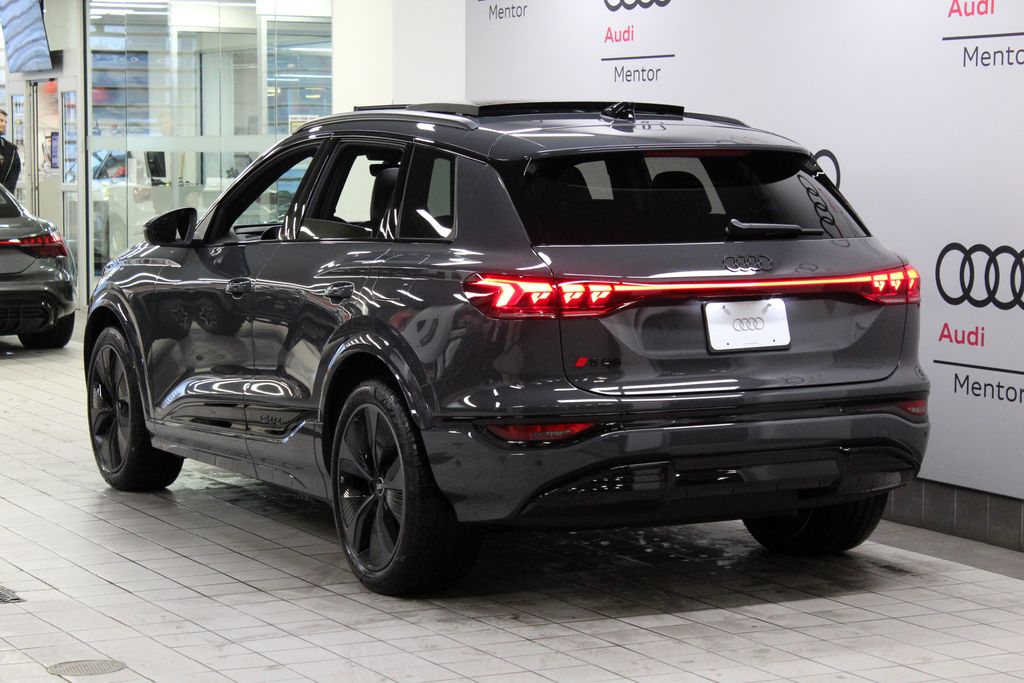 2025 Audi e-tron Premium Electric Motor