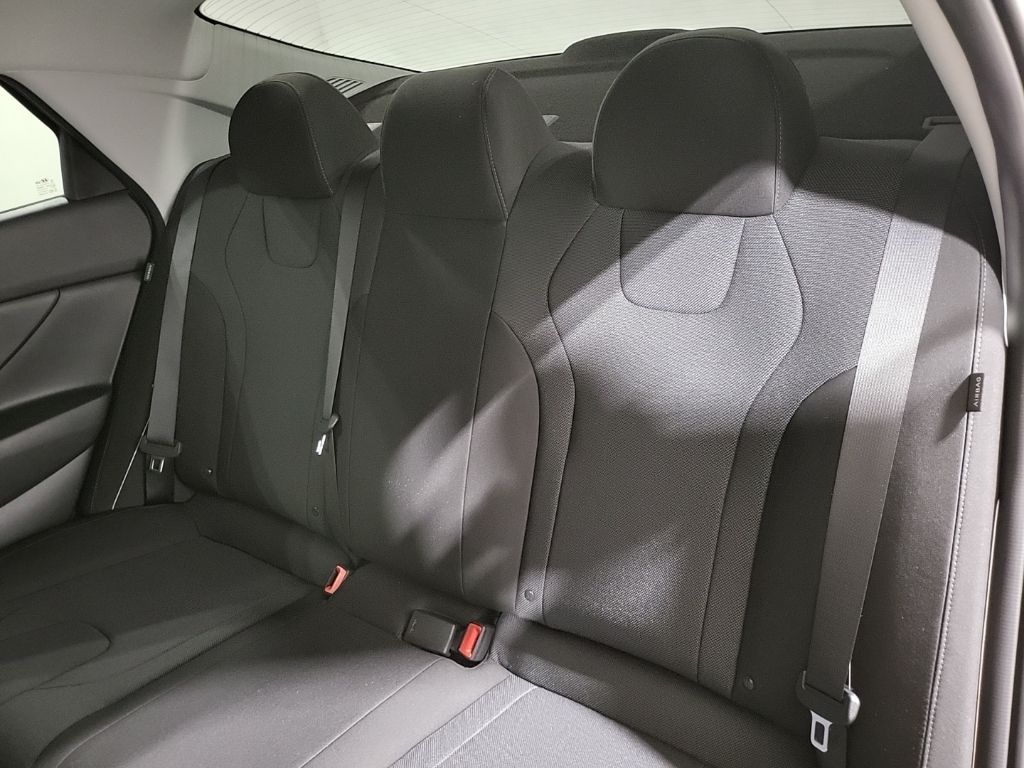 2025 Hyundai Elantra