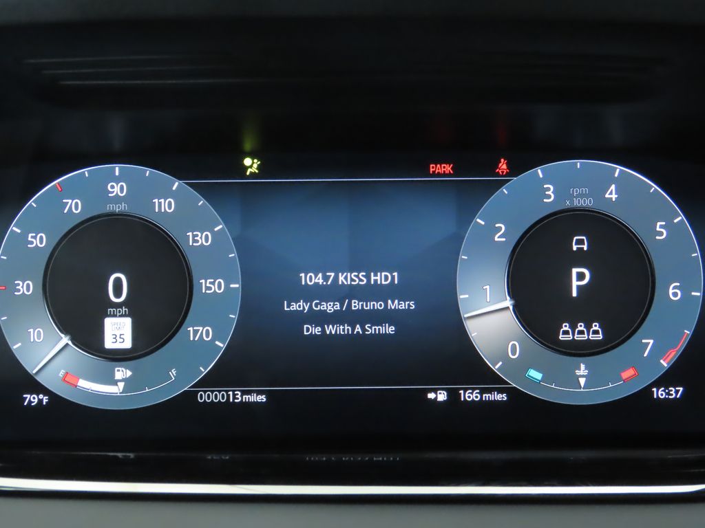 2025 Land Rover Range Rover Evoque