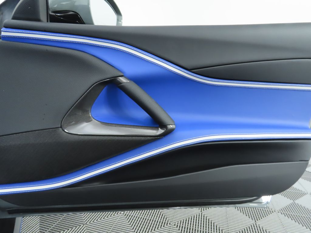 2023 Ferrari 812 GTS