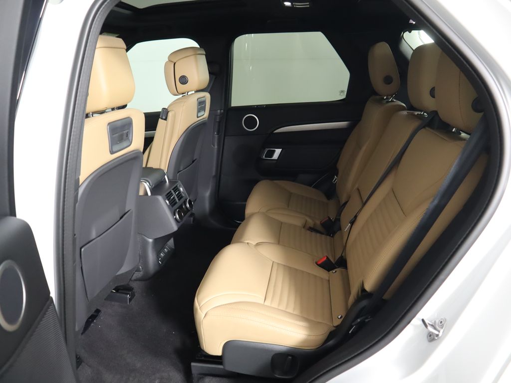 2025 Land Rover Discovery