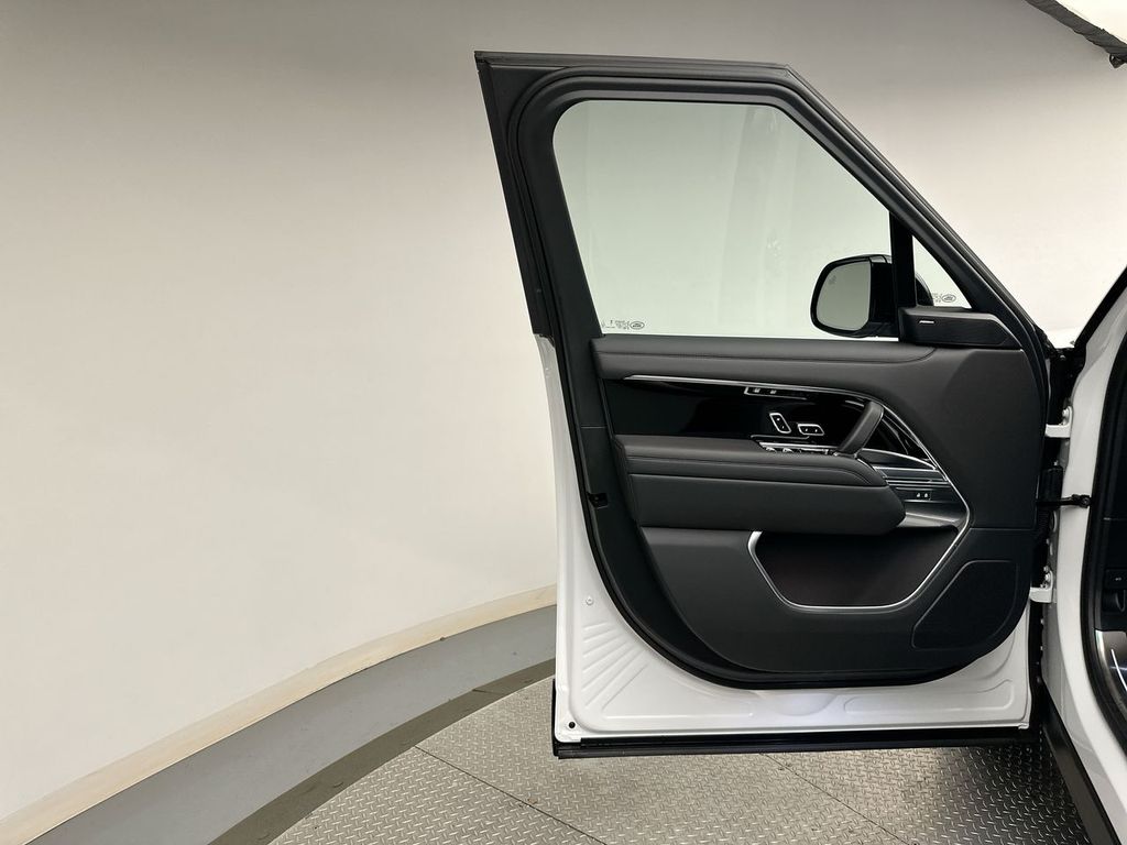 2025 Land Rover Range Rover