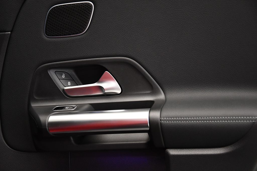 2025 Mercedes-Benz GLA