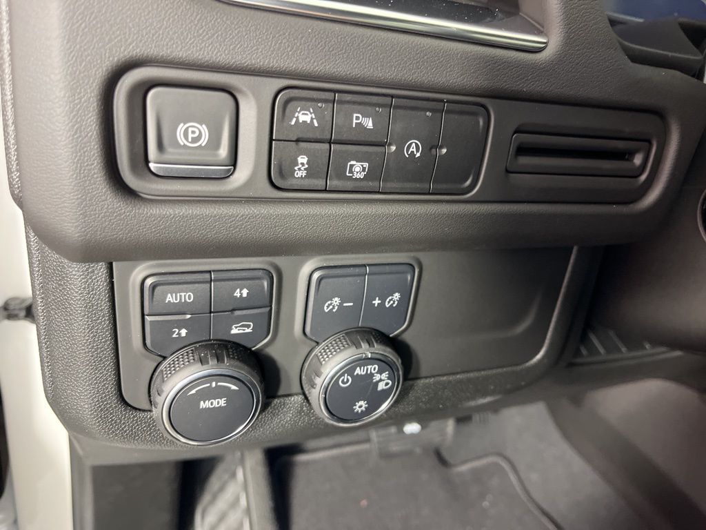 2024 Chevrolet Suburban