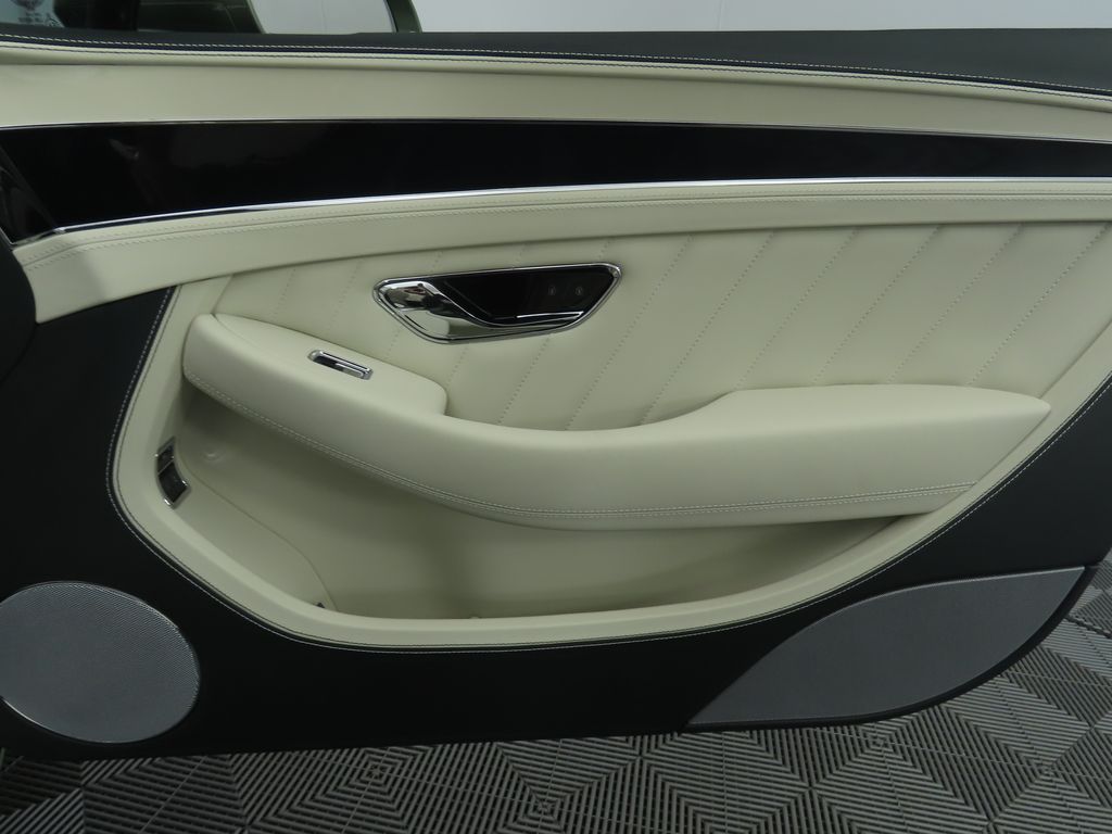 2024 Bentley Bentayga