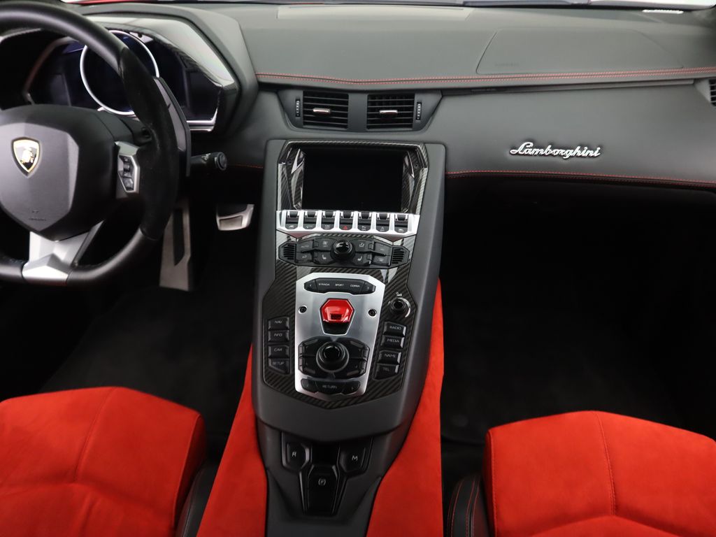 2014 Lamborghini Aventador