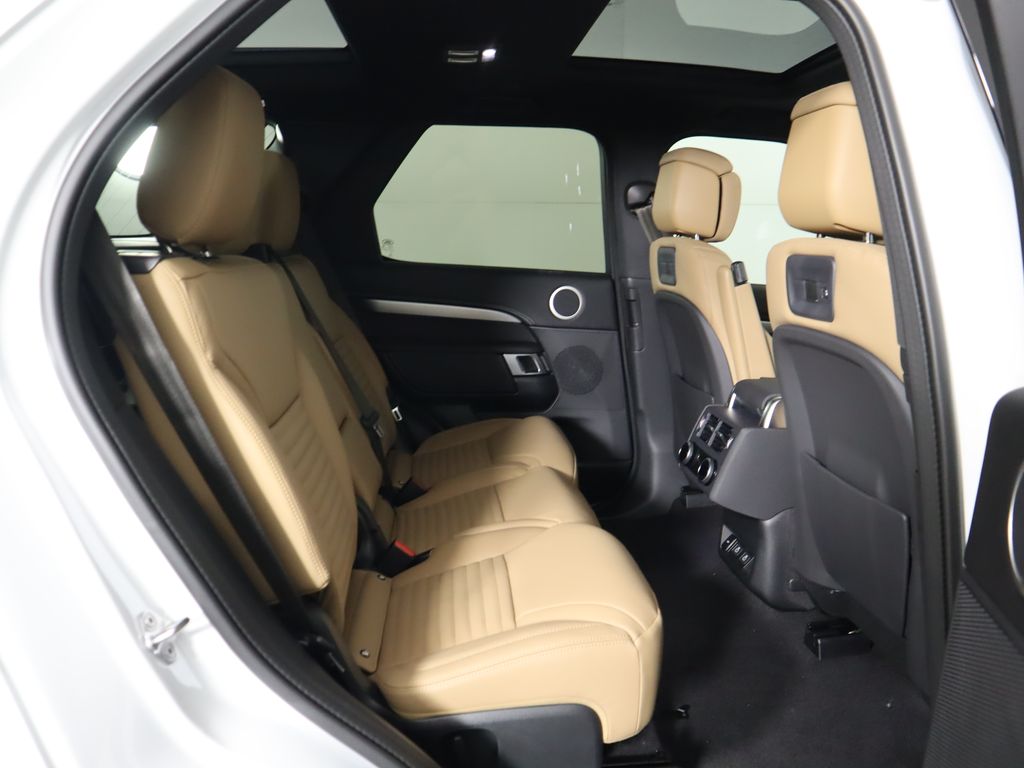 2025 Land Rover Discovery