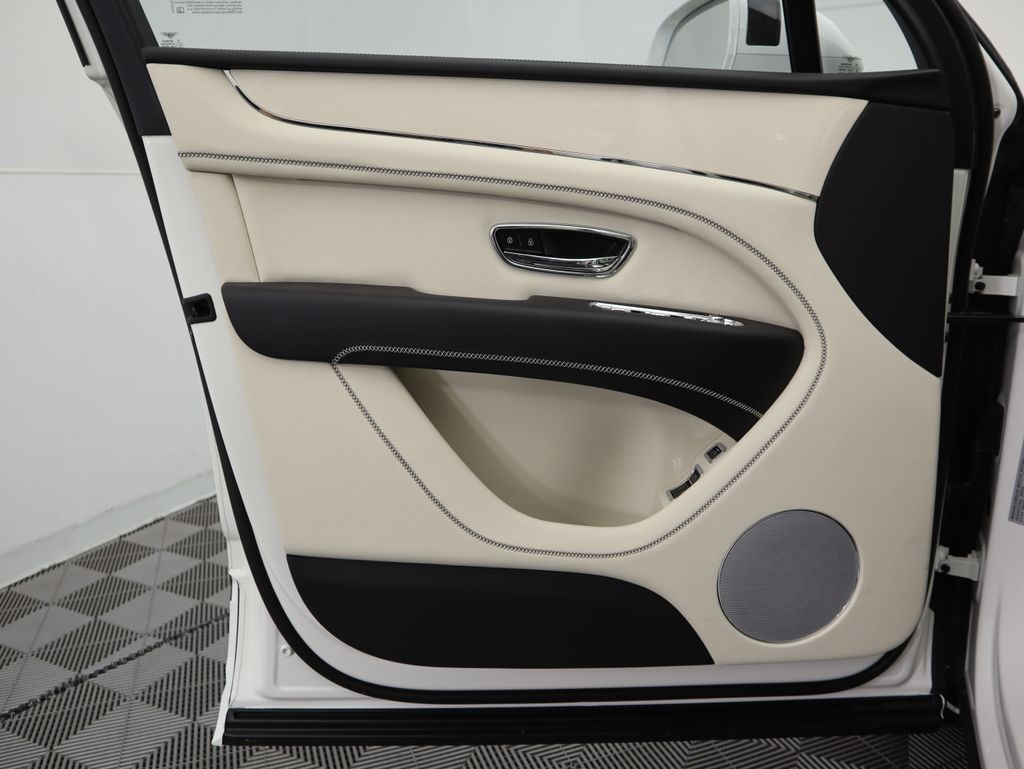 2024 Bentley Bentayga