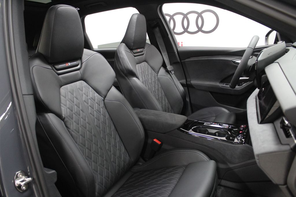 2025 Audi e-tron Premium Electric Motor