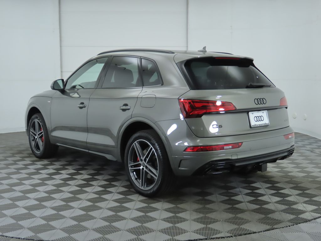 2025 Audi Q5 S Line