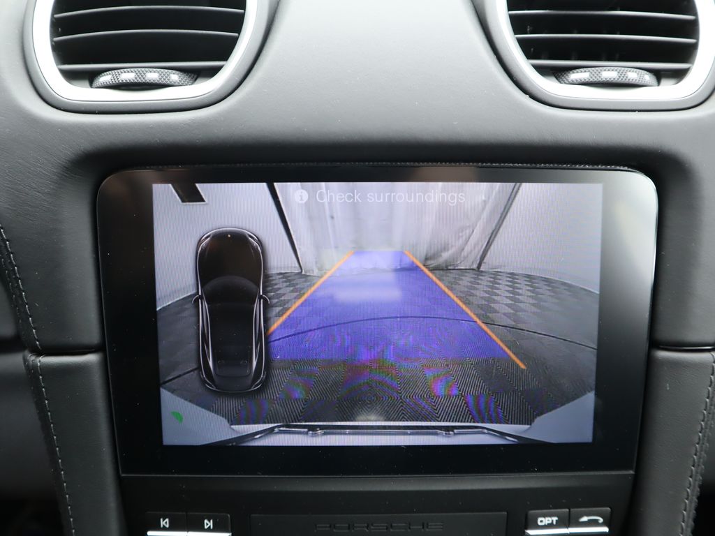 2025 Porsche 718 Cayman