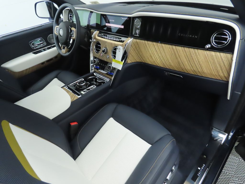 2025 Rolls-Royce Cullinan