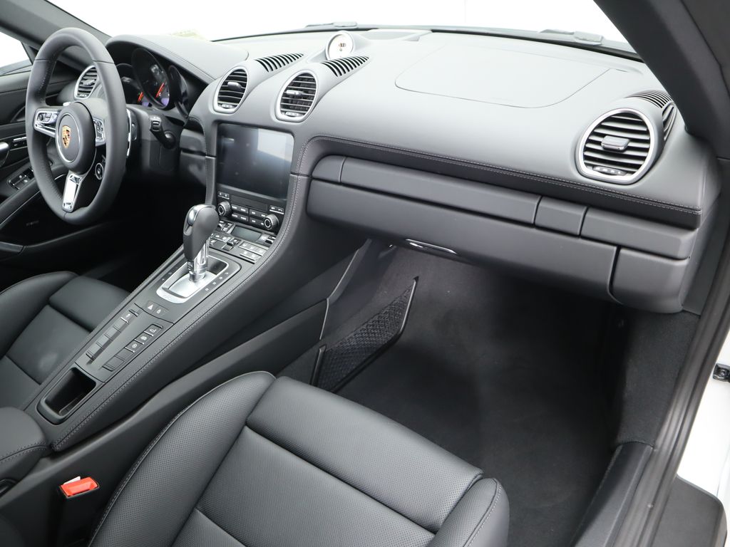 2025 Porsche 718 Cayman