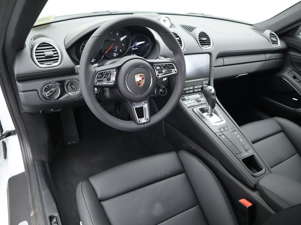 2025 Porsche 718 Cayman