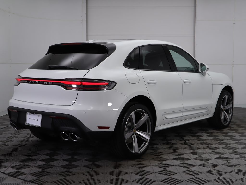 2025 Porsche Macan
