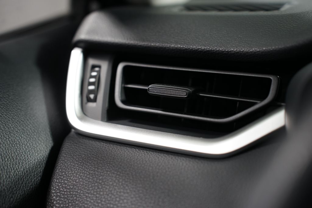 2025 Toyota RAV4 Hybrid